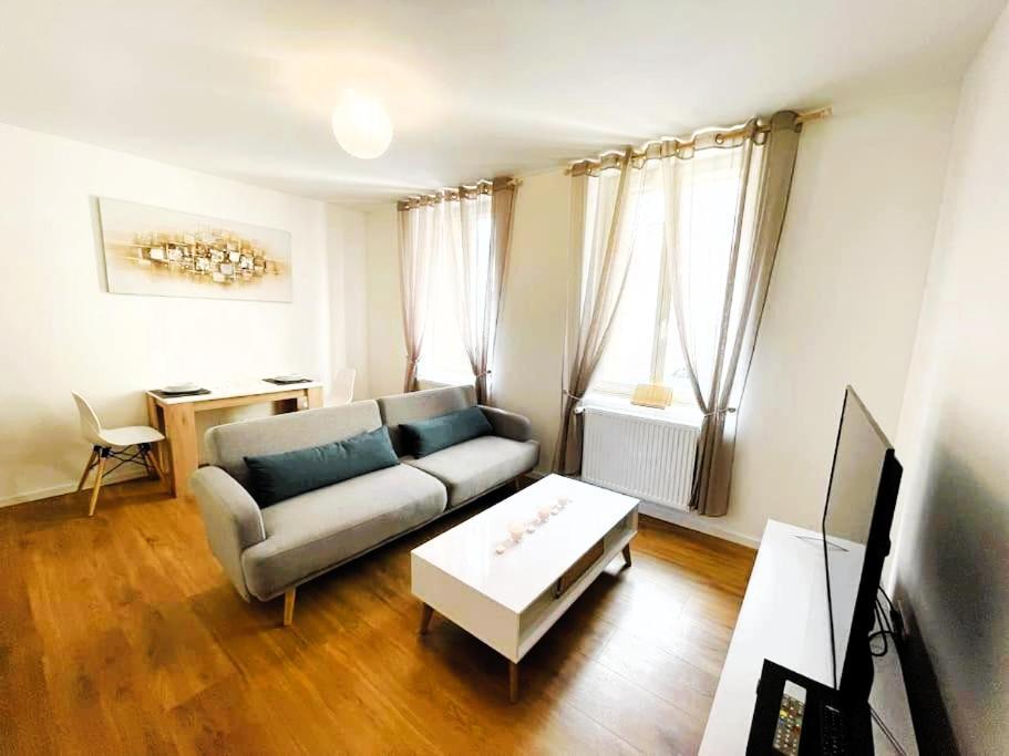 Rm-0 - Appartement F2 Au Rdc A Mulhouse Pour 1-2 Pers Kültér fotó